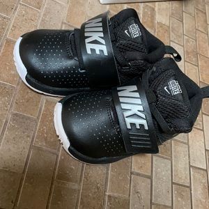 Boy toddler Nike sneakers
